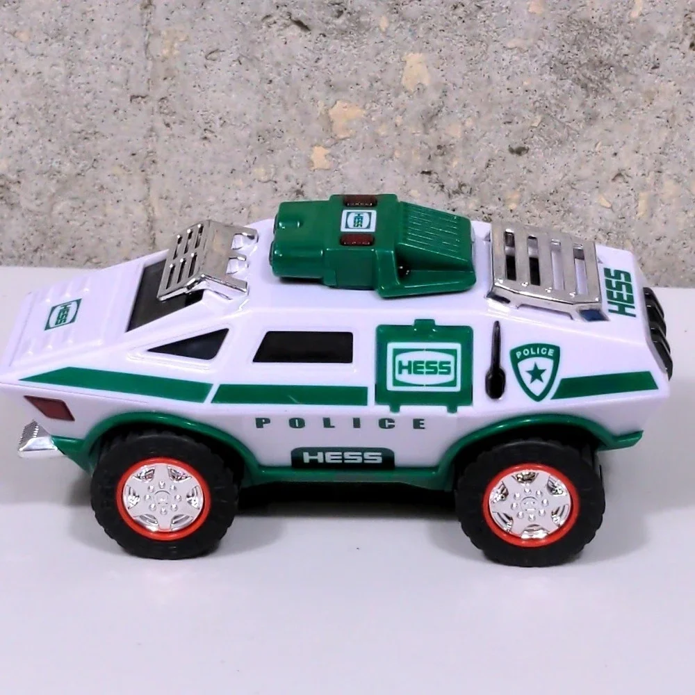 Hess 2023 Police Truck White Green Toy Vehicle Collectible Chrome Accents 5.5
